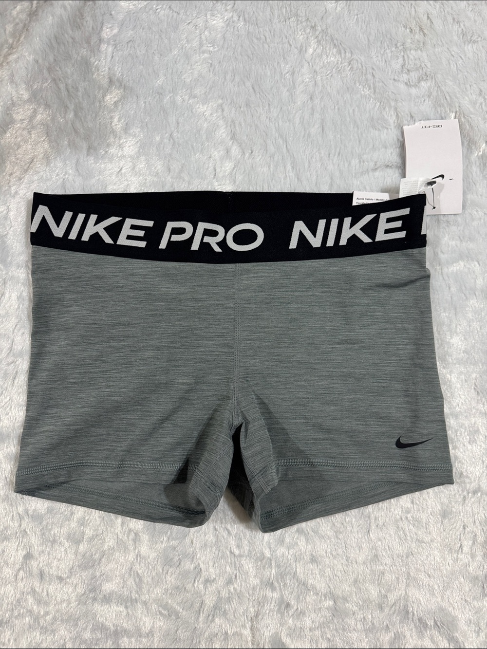 Nike NWT Pro Tight Fit Mid Rise 3”